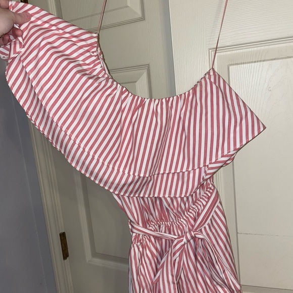 Romper - Picture 3 of 4